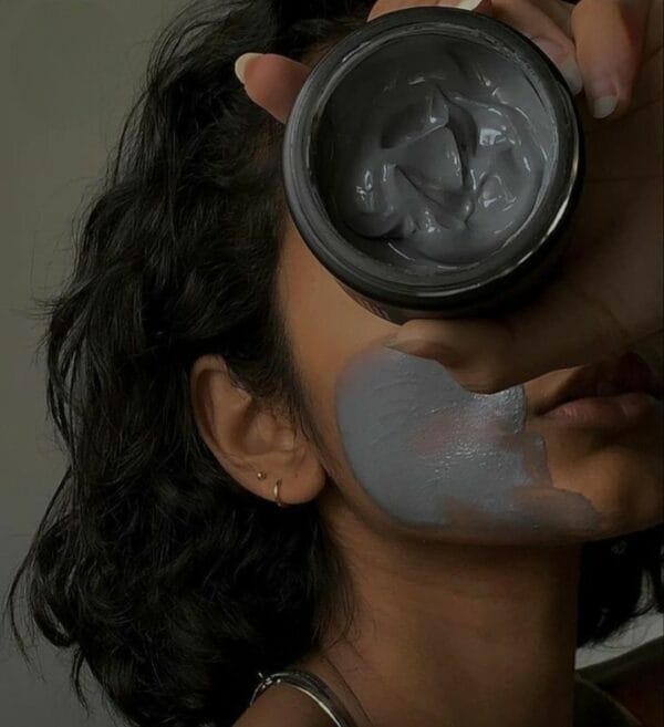 CHARCOAL FACE MASK - Image 2